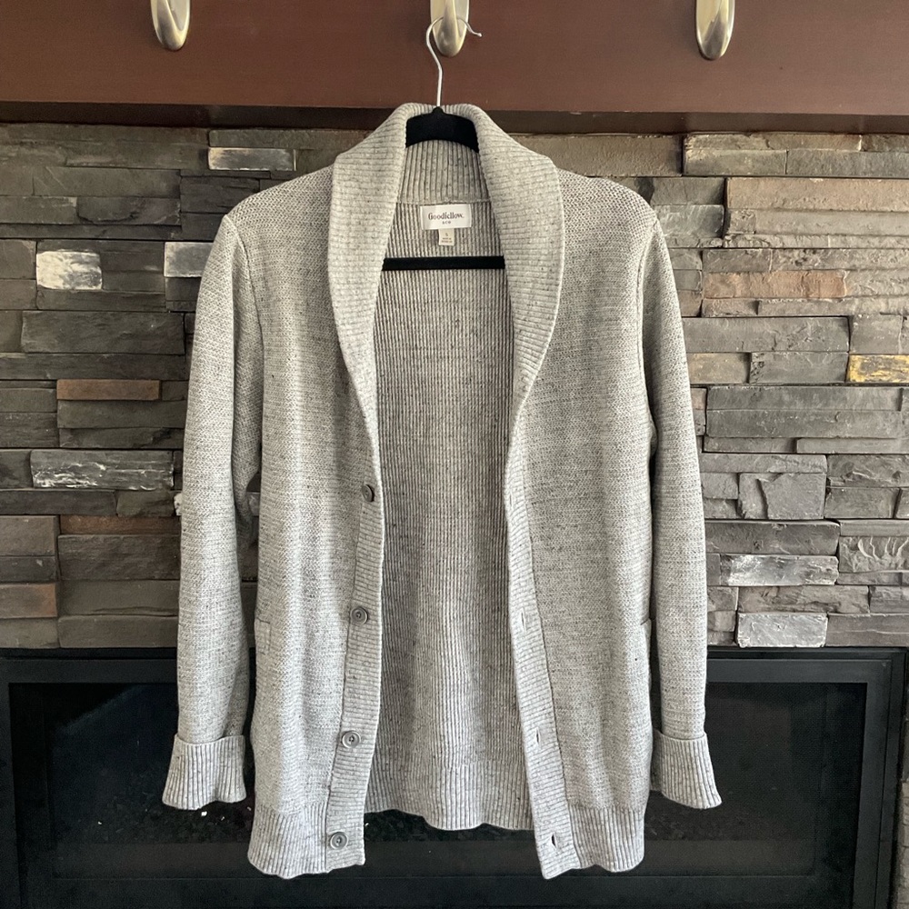 Men’s Button Cardigan in Speckled Gray